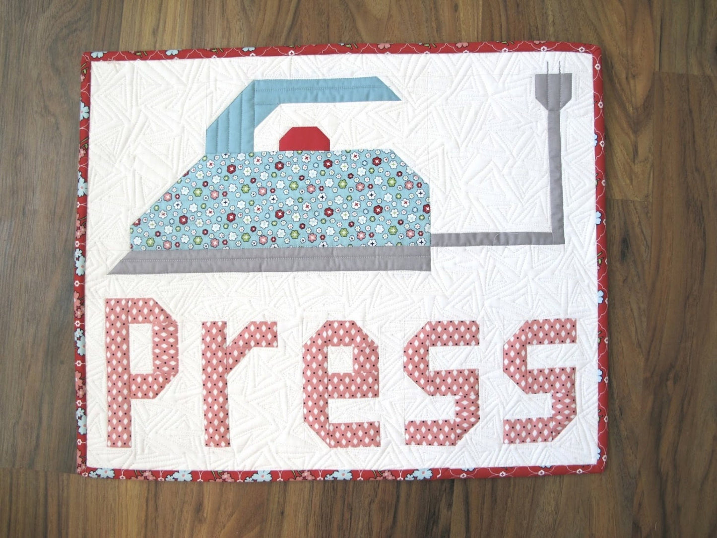 PATTERN 4 DIFFERENT QUILTS Retro Cut Press Sew Quilt  just released