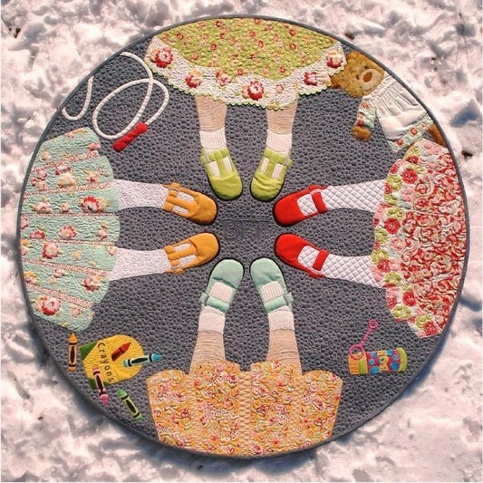PATTERN ROUND BFF Best Friends Forever retro Quilt    We combine shipping