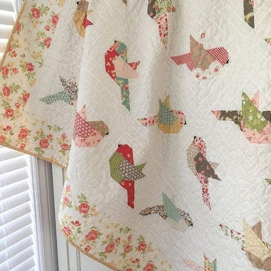 PATTERN FEATHERS BIRD Quilt  60.5" x 70"